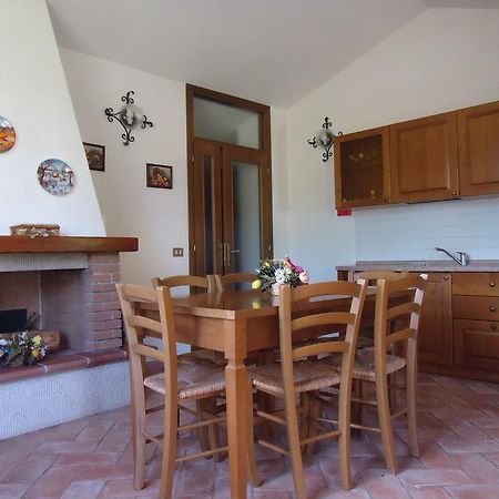 Il Borgo Di Montereggi Villa Limite Eksteriør billede
